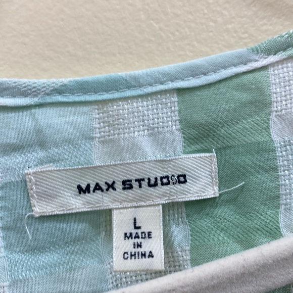 Max Studio women’s size large cotton wrap front striped top - Picture 2 of 5